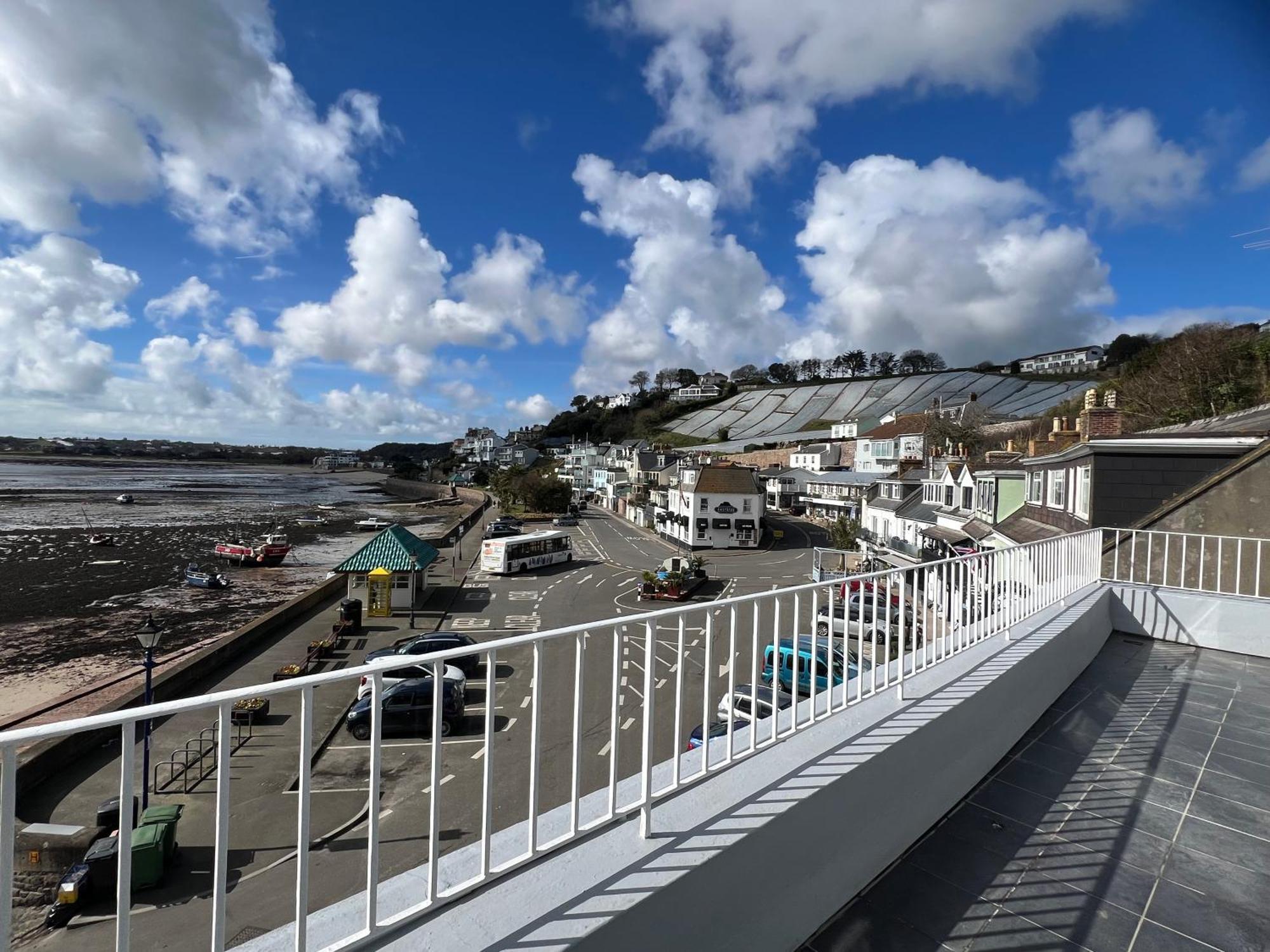 Seascale Hotel & Restaurant Gorey Exterior foto