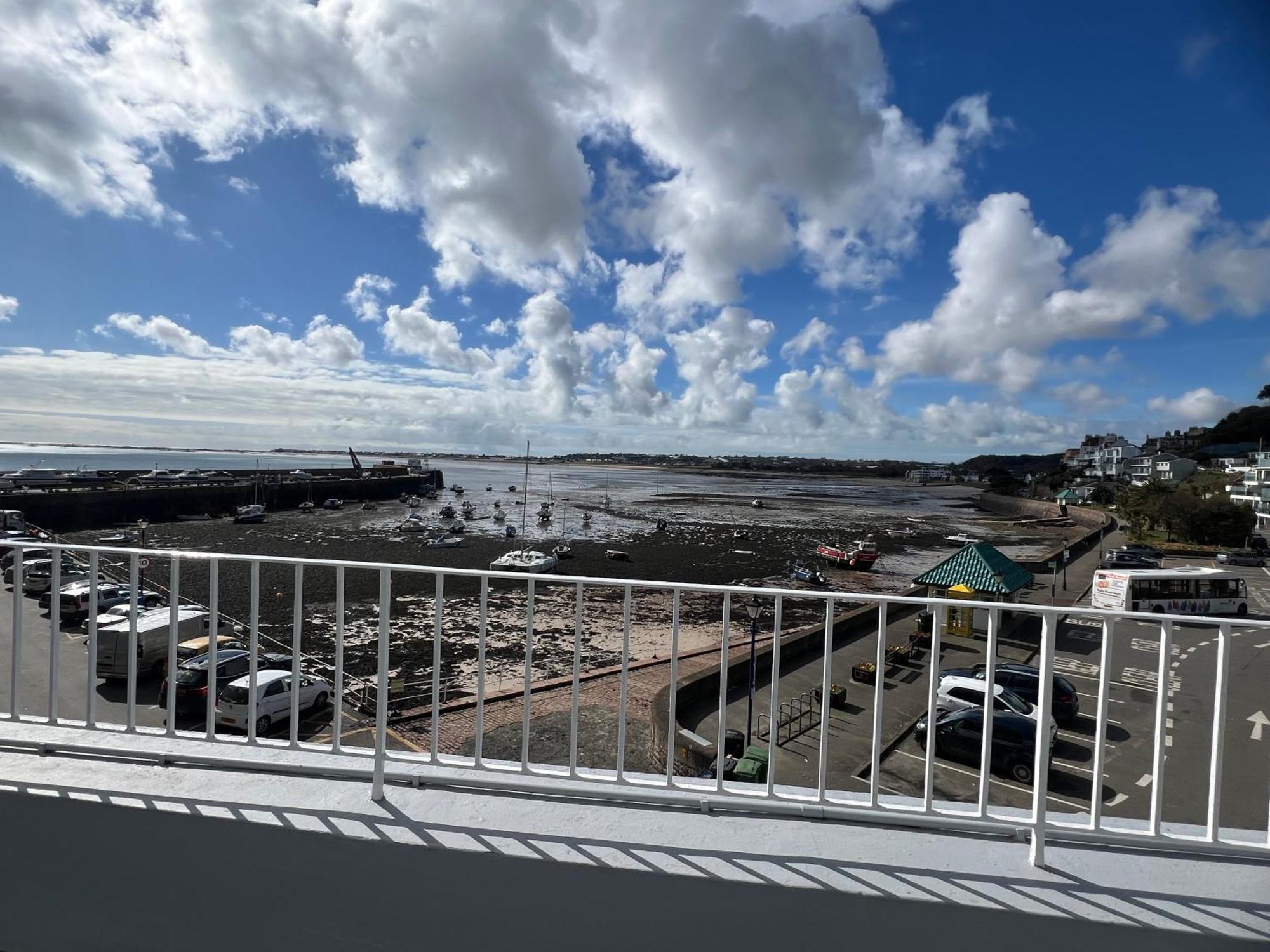 Seascale Hotel & Restaurant Gorey Exterior foto