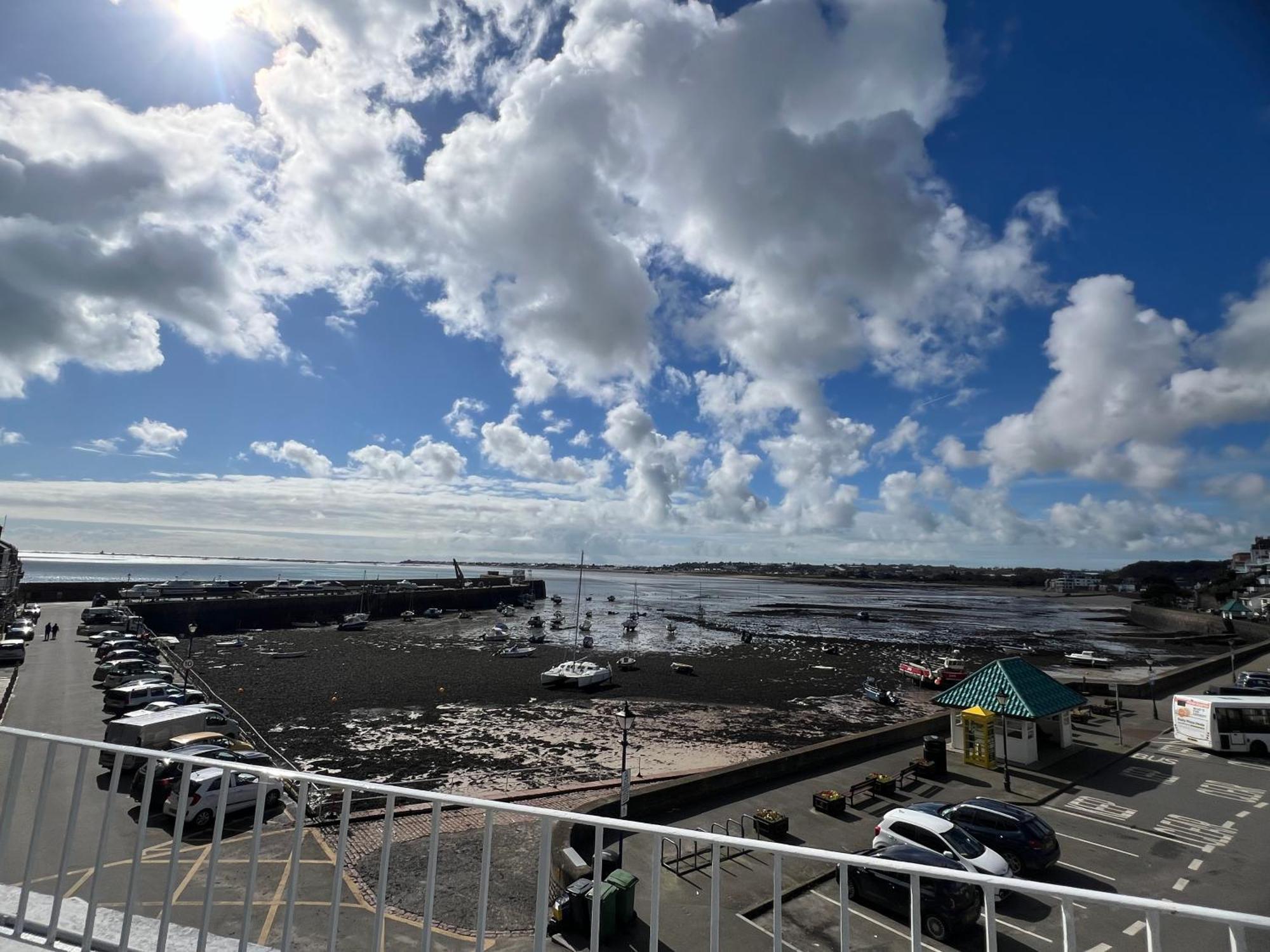 Seascale Hotel & Restaurant Gorey Exterior foto